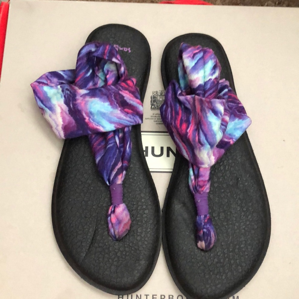 Sanuk Yoga slings